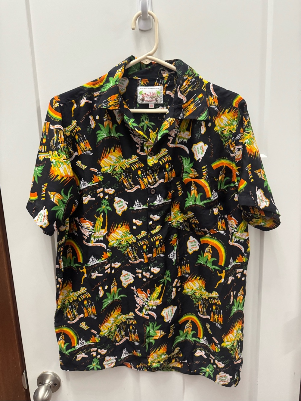 Black Tropical Print Short-Sleeve Button-Down Shirt